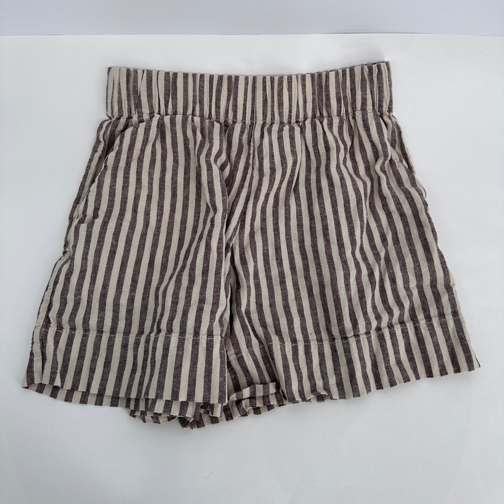 GAP Women's Striped Elastic Waist Shorts in Brown and Cream